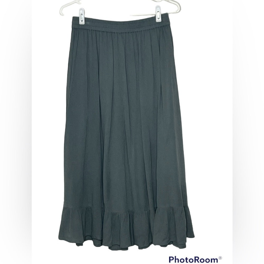 NWT Bobeau Skirt Sz Small
